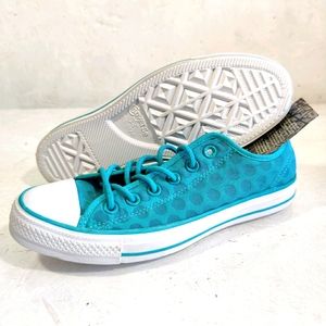 Converse sneakers low